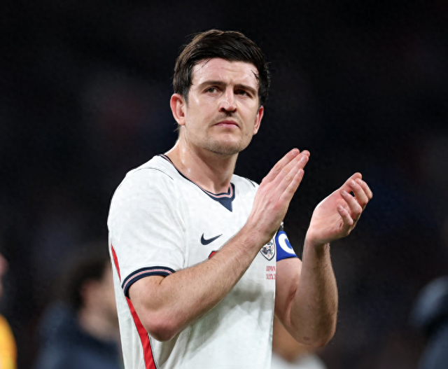 主场0-1负日本！英格兰球迷炸锅：历史级耻辱 数万人狂嘘|世界杯|英格兰足球队|日本足球队|FIFA|梅努_新浪体育_新浪新闻